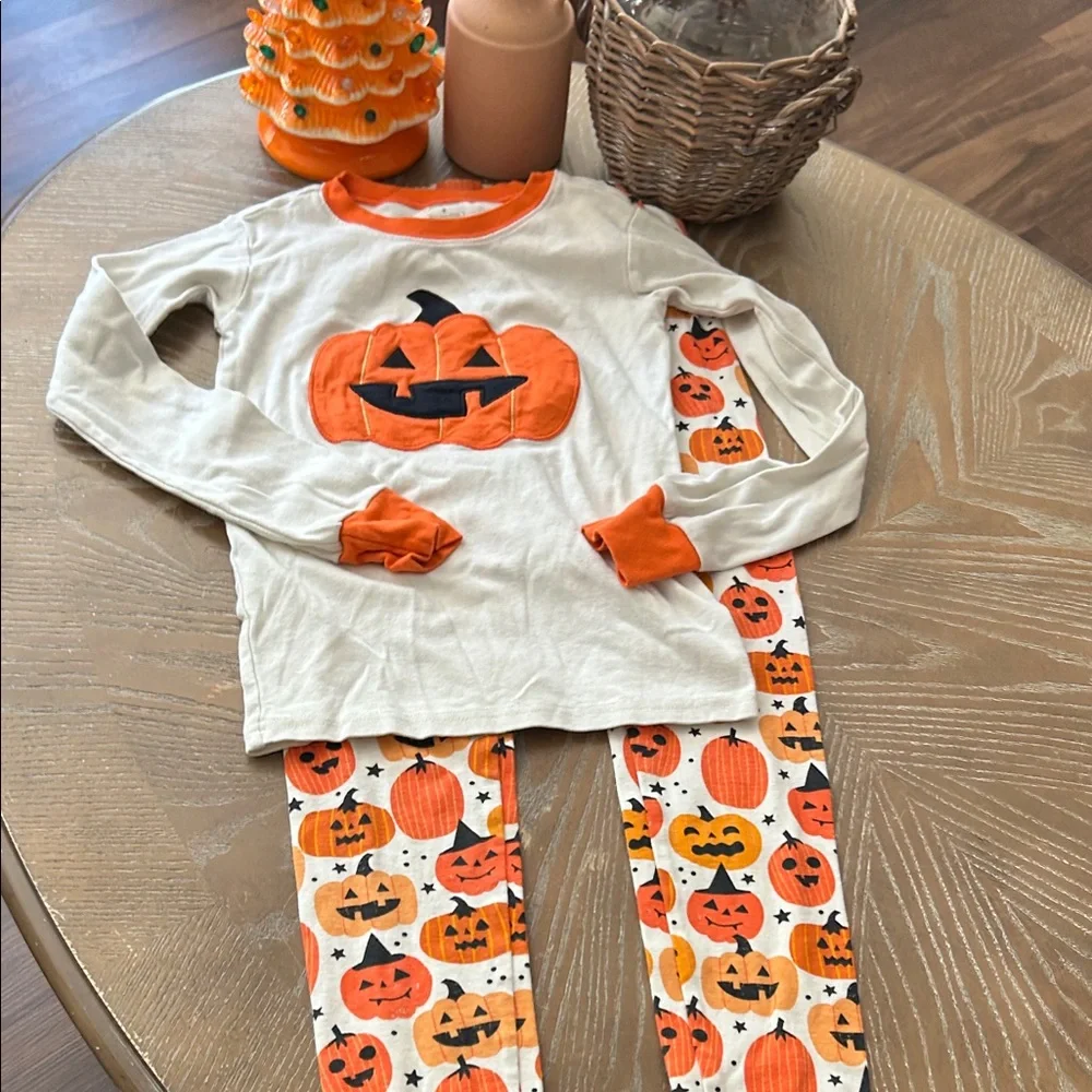 Gymboree Kids Pumpkin Jack-o’-lantern Halloween Pajama Set